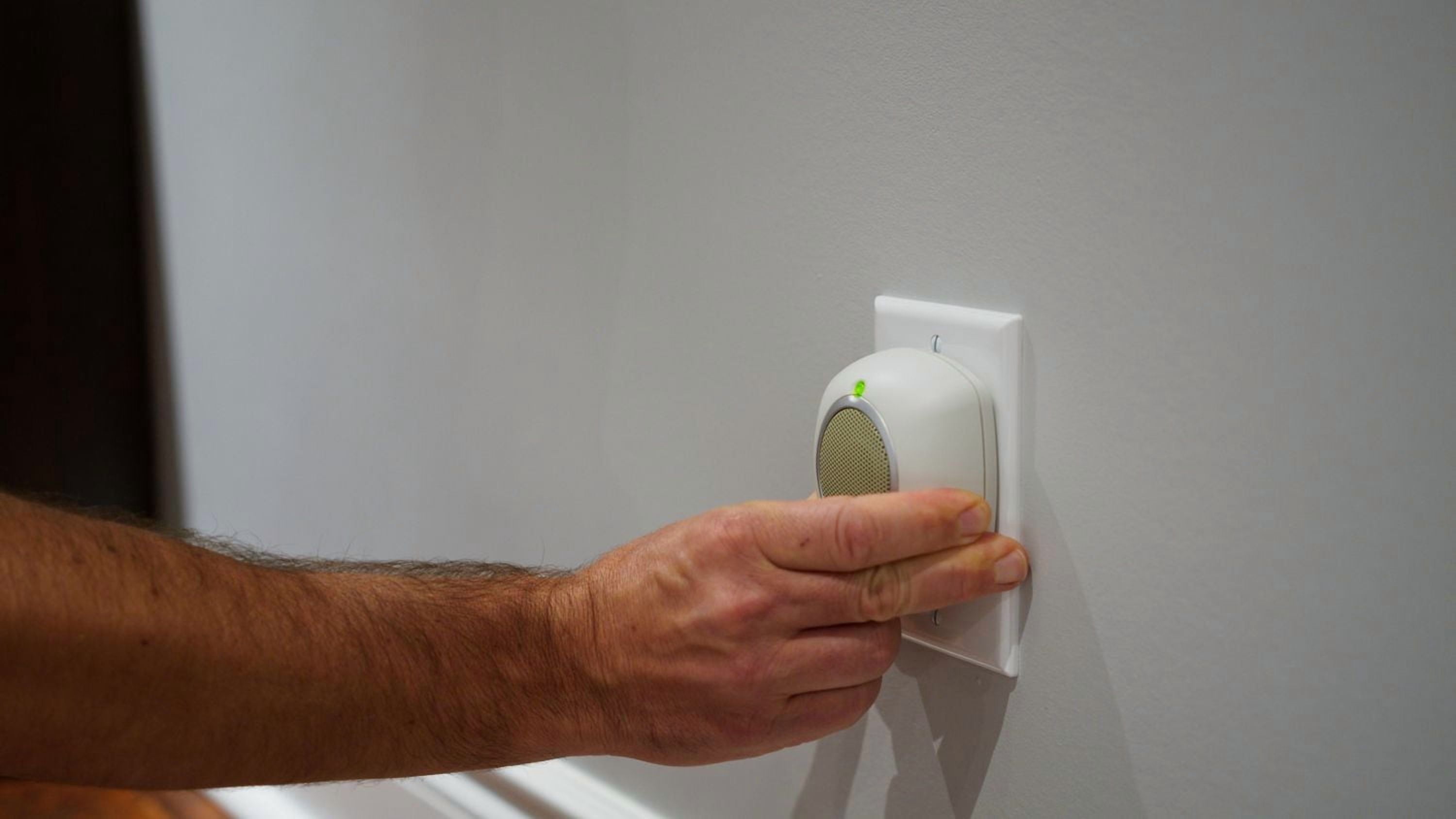 Tomcat Ultrasonic Rodent Repeller