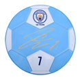thumbnail image 2 of Manchester City - Raheem Sterling Signables (Diamètre de 4 Pouces), 2 of 4
