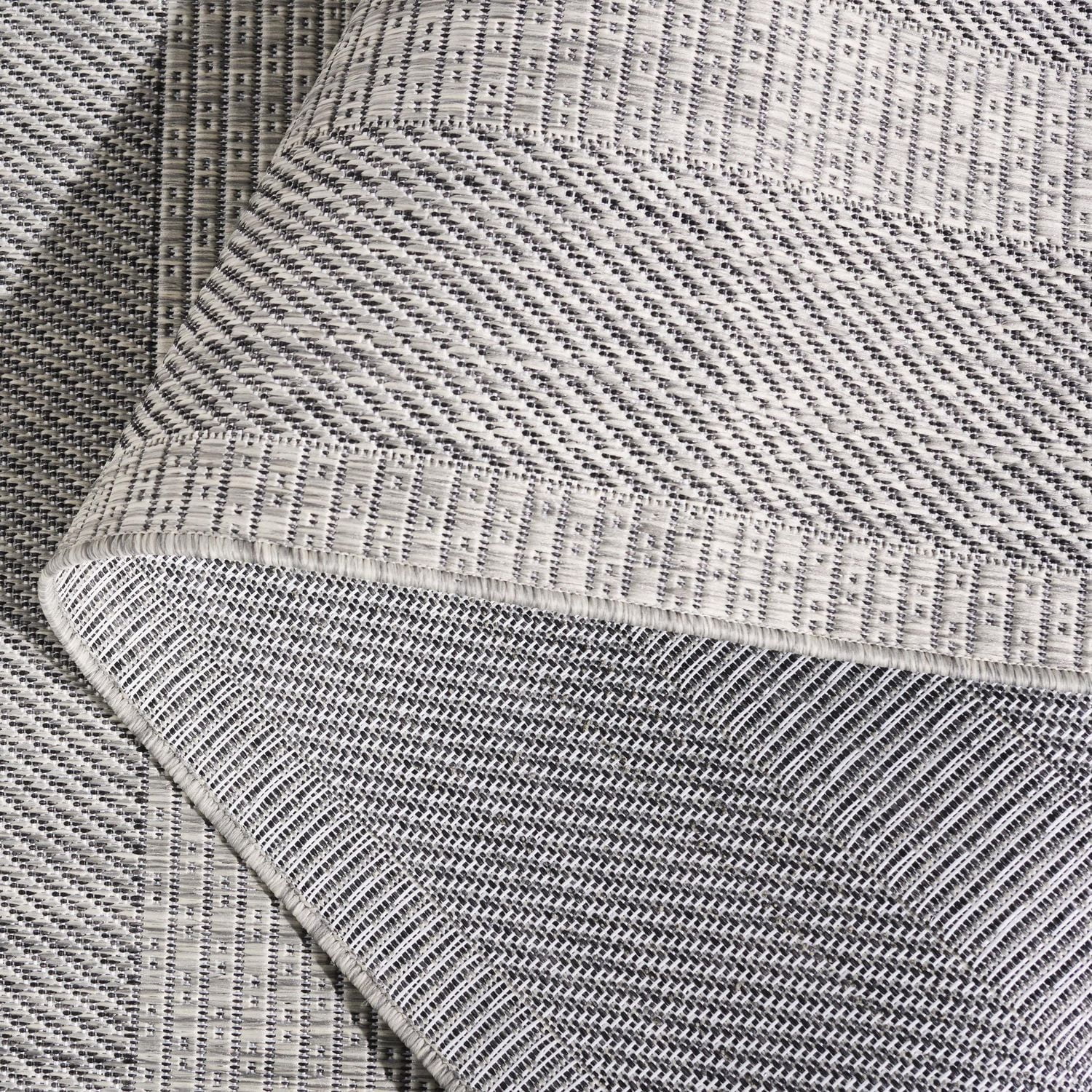 SAFAVIEH Beach House Joakim Bordered Indoor/Outdoor Area Rug