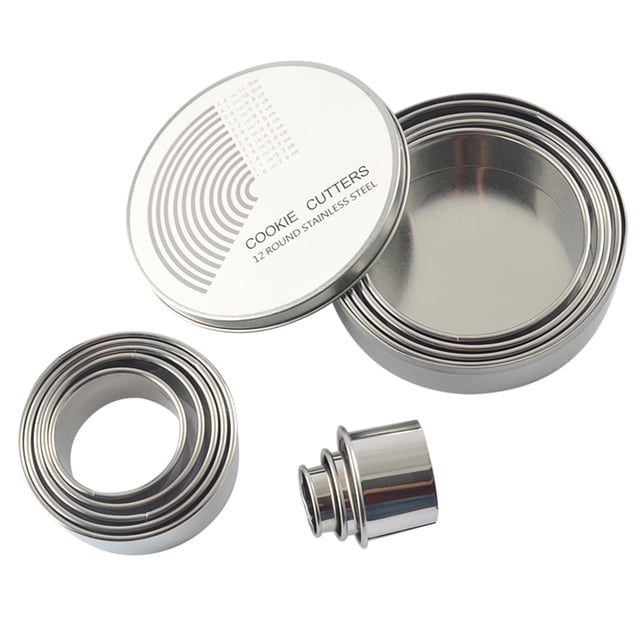 Yeacher Ensemble de 12 Pcs d'Anneaux à Mousse avec Boîte de Rangement Biscuits de Noël Emporte-Pièces Moules Ensemble Acier Inoxydable Taille Différente Emporte-Pièce Rond pour Biscuits Biscuits pour Fête Dessert Restaurant Gadgets de Cuisine