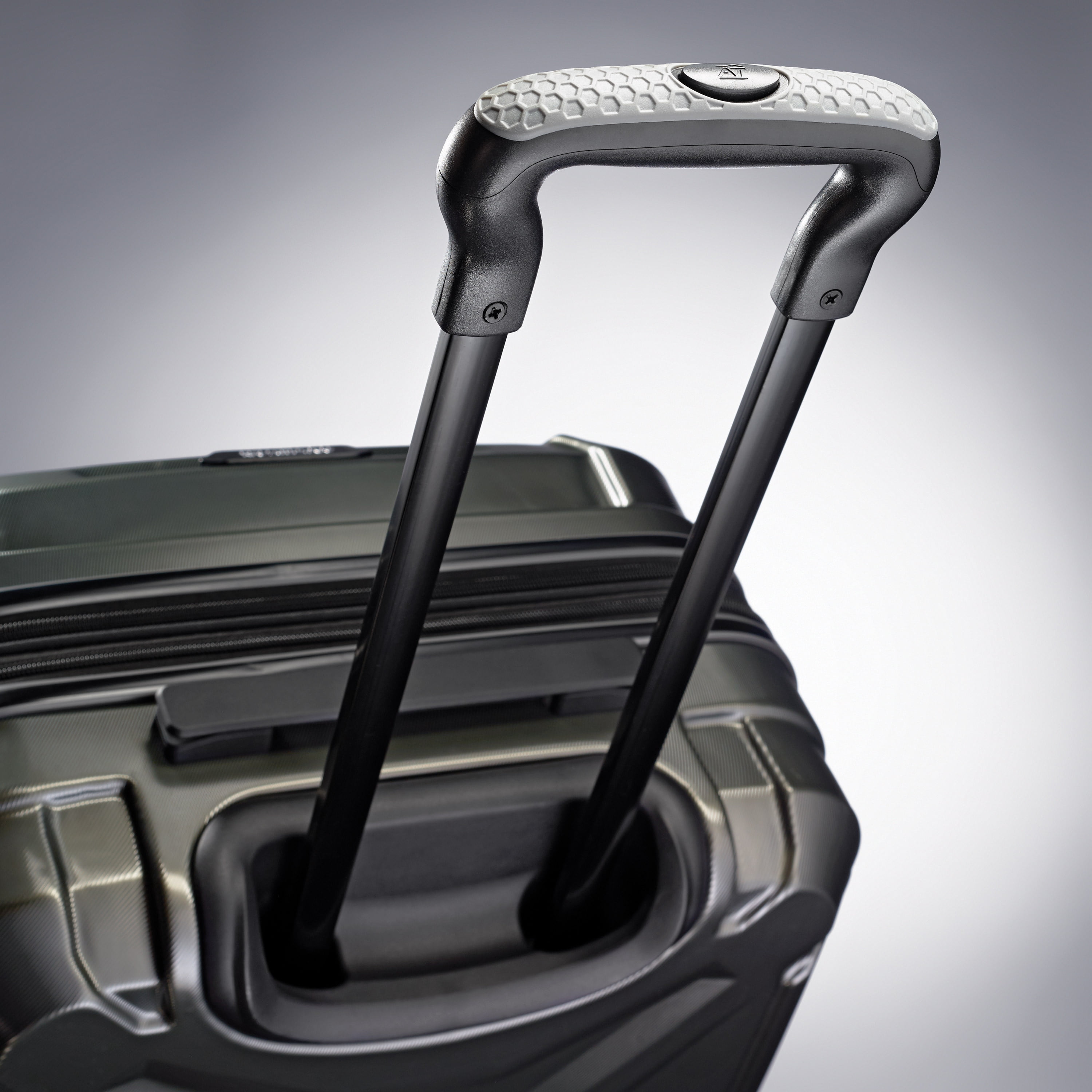 American Tourister Cargo Max Large Hardside Spinner