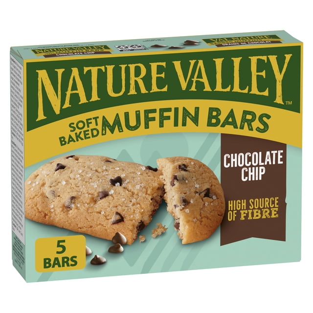 Nature Valley Soft Baked Muffin Bars Chocolate Chip box displaying five soft baked bars with chocolate chips and sugar crystals, highlighting a high source of fibre and no artificial flavours or colours, ideal for on-the-go snacking and suitable for hiking or snack boxes.