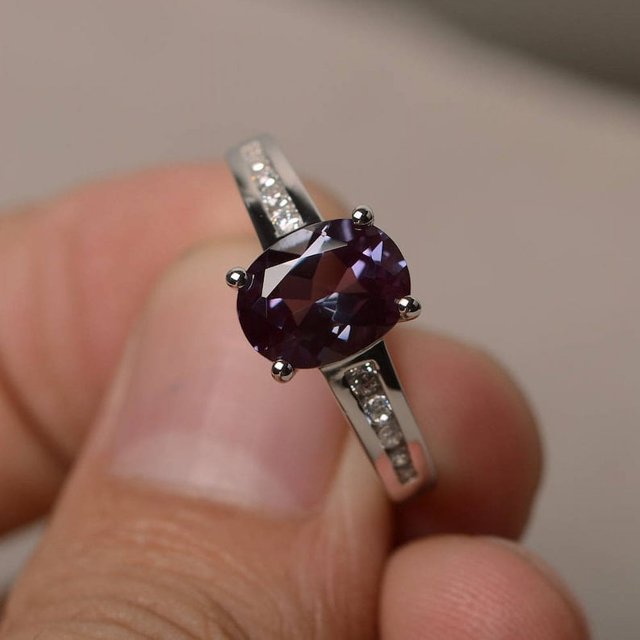 Wedding Ring Alexandrite Ring Oval Cut Gems Color Changing Gemstone June Birthstone Sterling Silver Ring