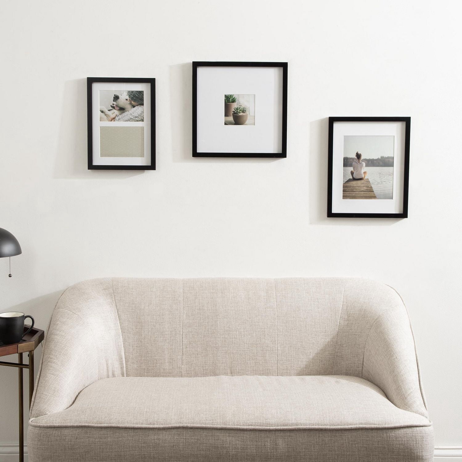 Cadre photo noir Gallery de DesignOvation 33,02 cm x 33,02 cm avec passe-partout de 12,7 cm x 12,7 cm