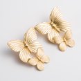 thumbnail image 1 of Boucles d'Oreilles Texture Métallique Deux Papillons Style Féminin, 1 of 5