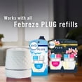 thumbnail image 3 of Diffuseur d’huile rehausseur de parfum continu Febreze PRISE, blanc, compatible avec les recharges d’assainisseur d’air à brancher Febreze, 3 of 9