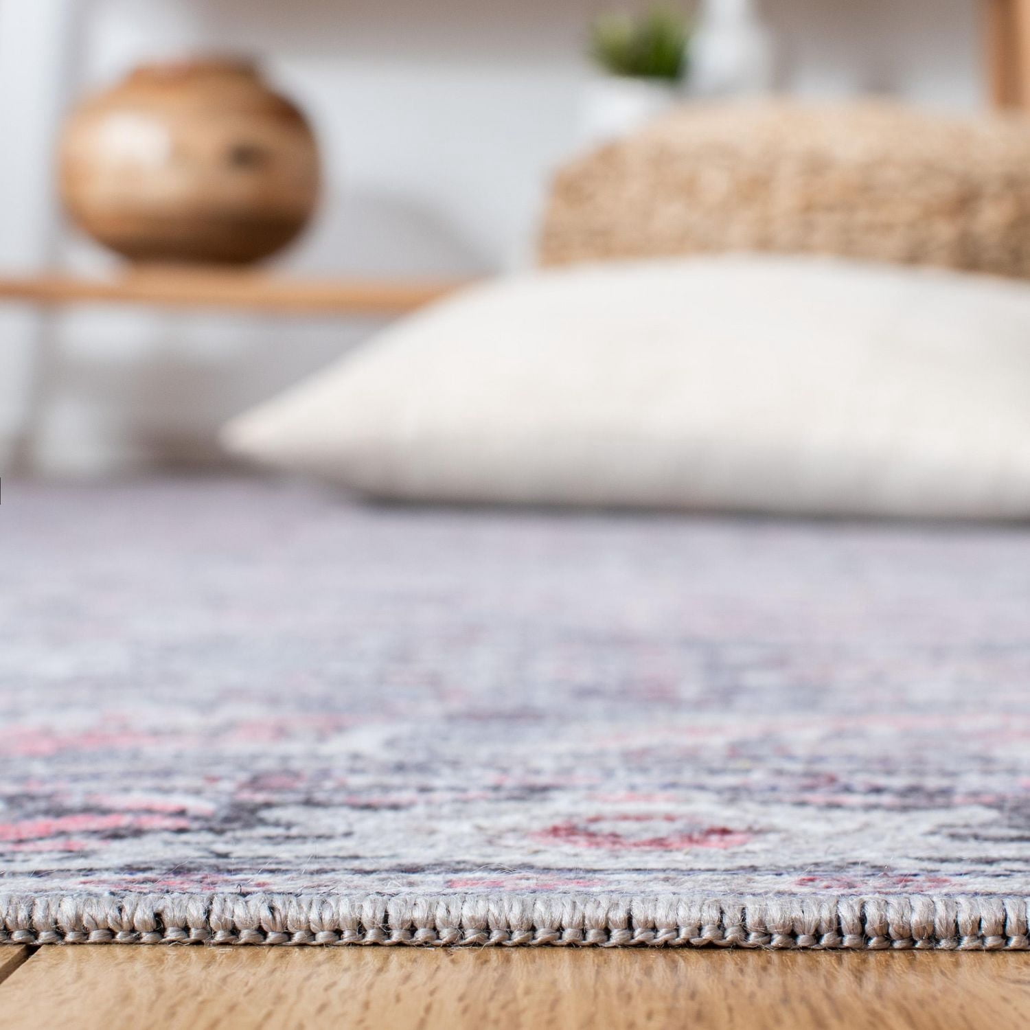 SAFAVIEH Serapi Amable Oriental Area Rug