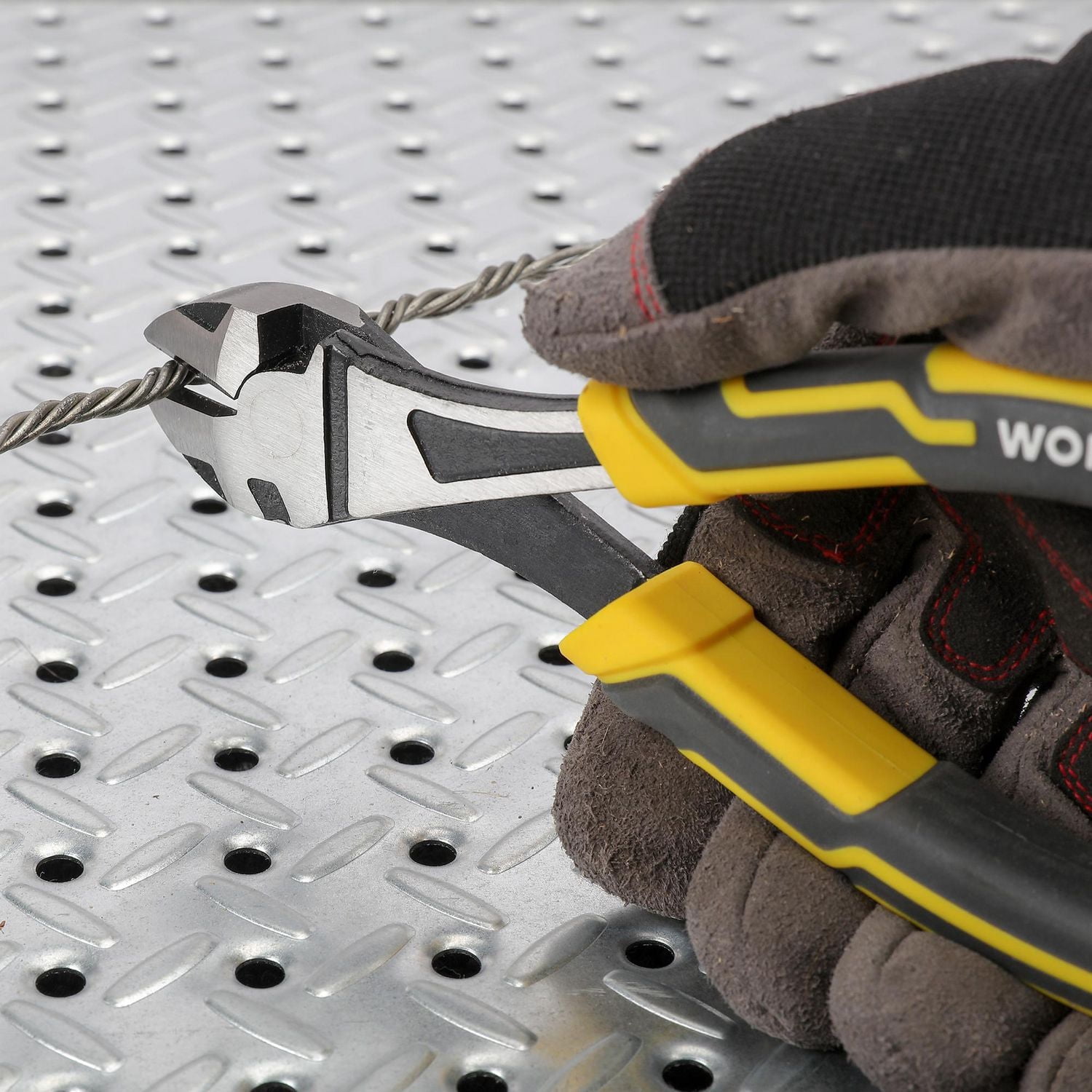 WorkPro 7" Diagonal Cutting Pliers
