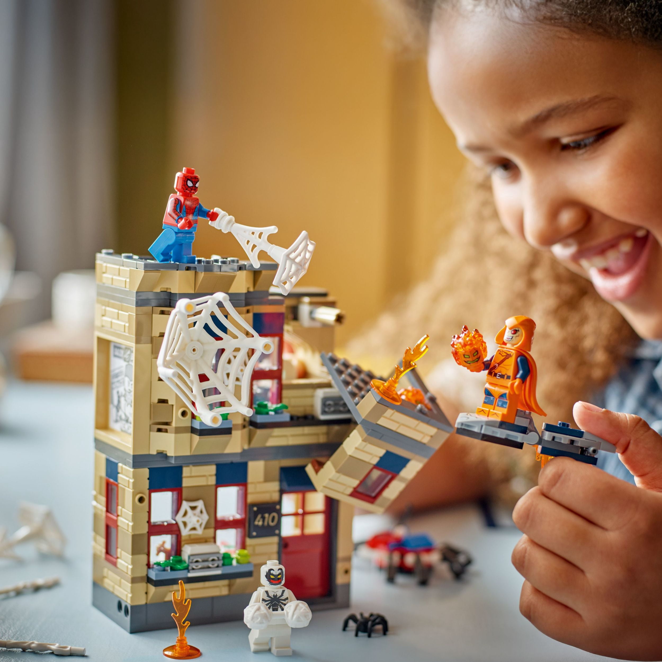 LEGO Marvel Peter Parker’s Apartment - Super Hero Building Toy with 4 Minifigures - Spider-Man and Hobgoblin Battle - Collectible Gift for Kids, Boys and Girls, Ages 8+ - 76317
