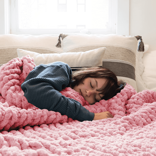 Comtest Chunky Knit Throw Blanket Chenille, Pink, 50"x60"(Office Size)