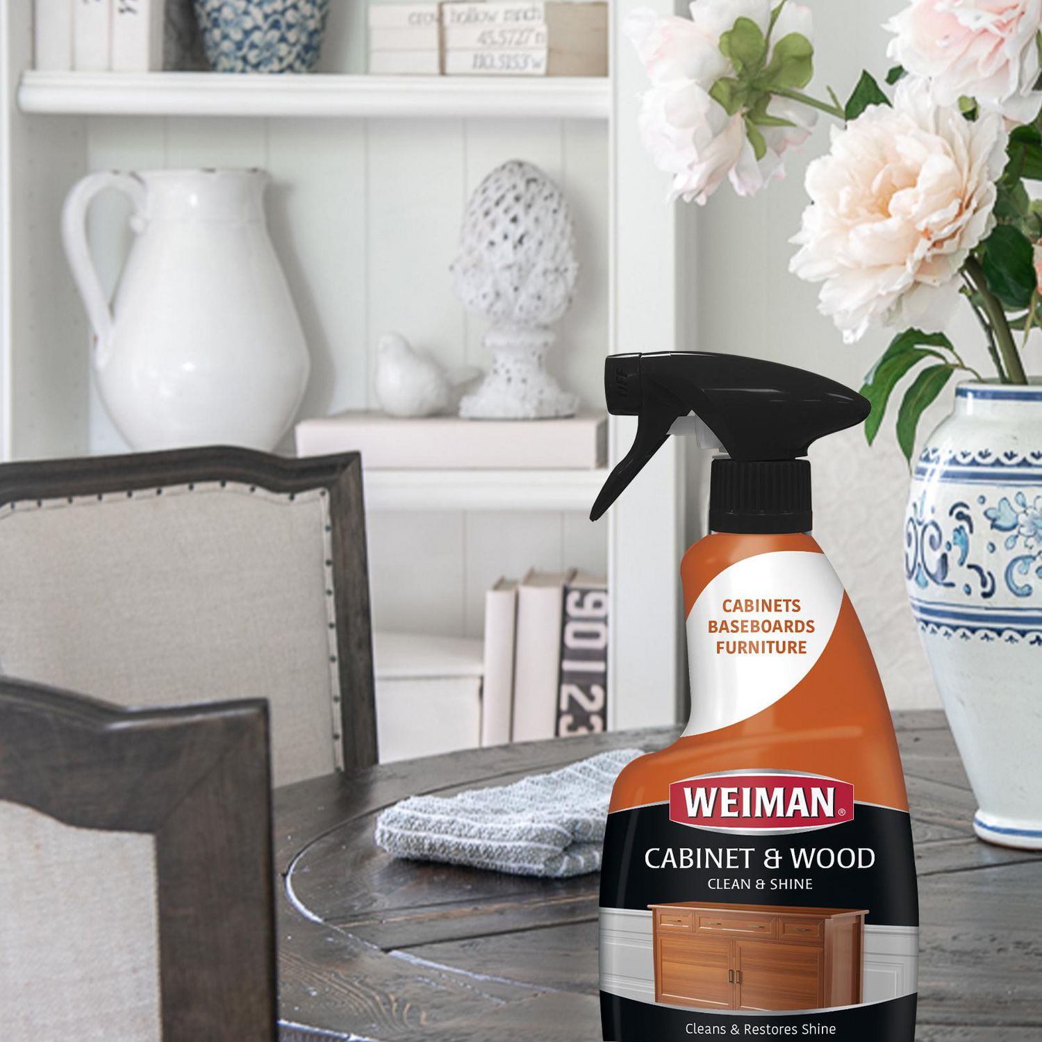 Weiman Nettoyant et Lustrant pour Armoires & Bois pour Meubles, Armoires, Plinthes, Parfum d'Amande, 473ml