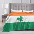 thumbnail image 3 of Couverture en Molleton Drapeau Irlandais Trèfle Jeté Peluche Duveteux Super Doux Réversible Microfibre Flanelle Couvertures 80"x60 Pouces, 3 of 4
