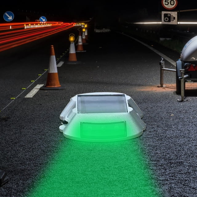 Fwttom Solar Light, Solar Road Spike Light, Night Lamp with Reflector, Smart Charging, Flashing & Constantly 2 Lighting Modes(This Model of The Weil Always-on Mode Light), Ip68 W