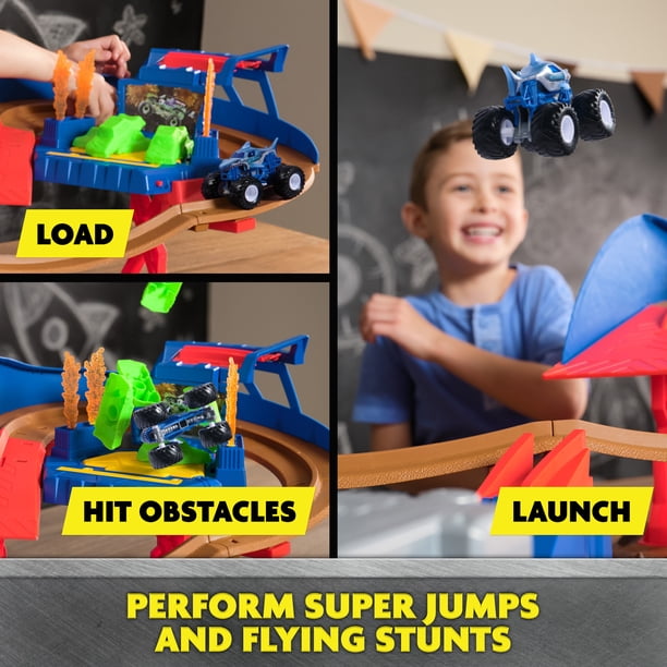 Monster Jam, Supercharge Speedway Playset, Megalodon and El Toro