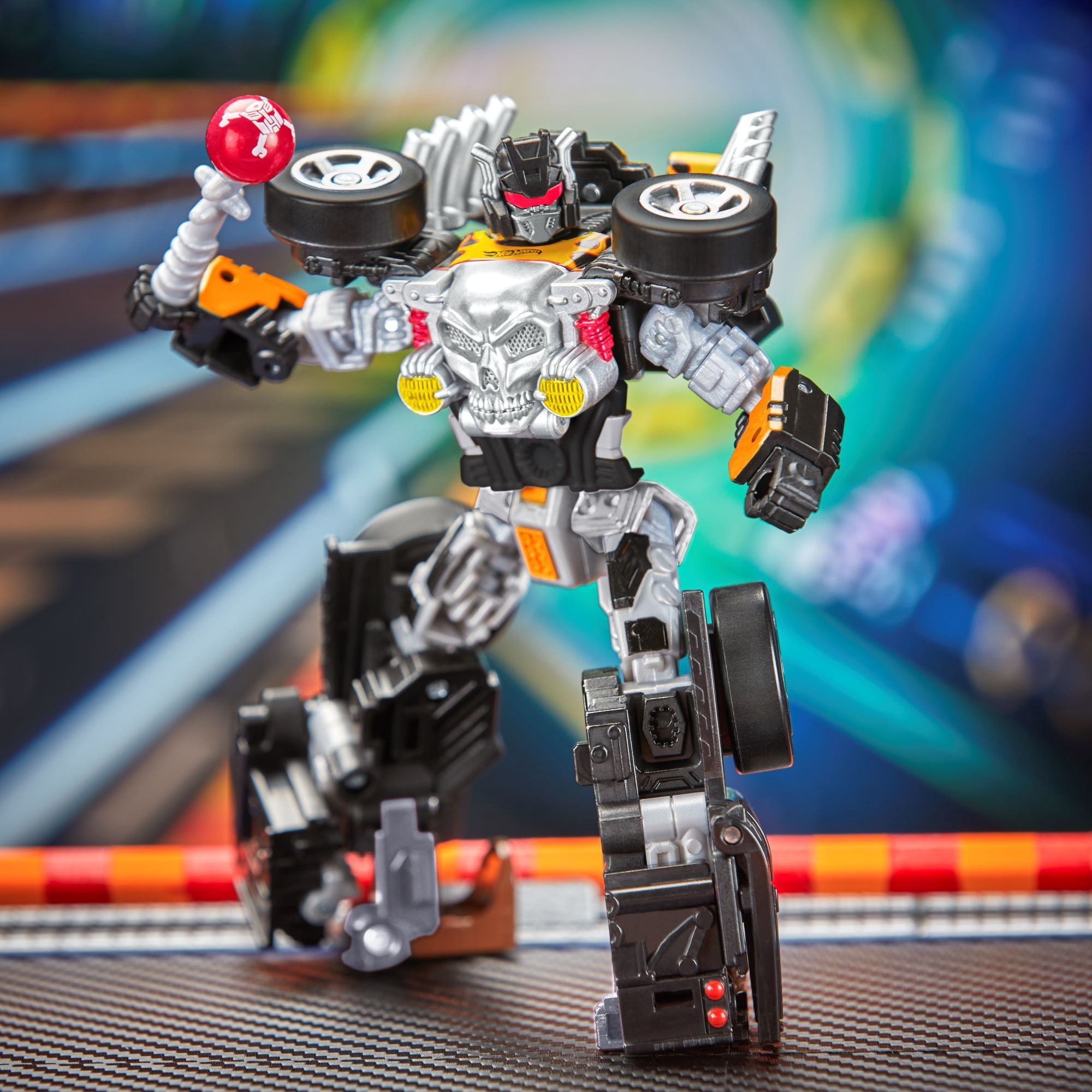 Transformers Collaborative Hot Wheels® x Transformers Bone Shaker Converting Action Figure
