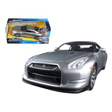 Brian\'s Nissan GTR R35 Silver \Fast & Furious\ Movie 1/24 Diecast Model Car by Jada