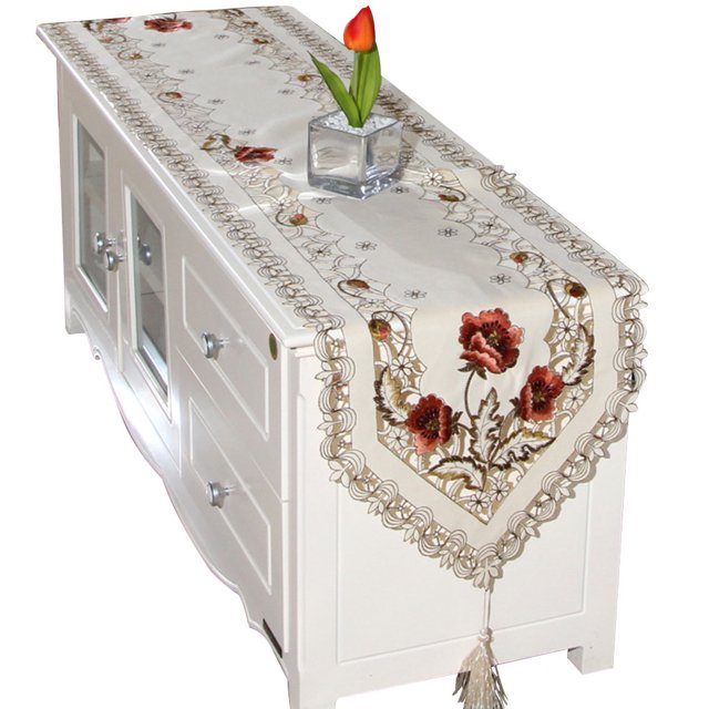 Nappe Chemin de table Broderie Nappe Broderie Chemin de table Broderie Chemin de table floral