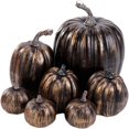 thumbnail image 4 of 7 Pcs Citrouilles Artificielles Dorées Assorties Citrouilles Rustiques Décoratives en Fausse Mousse pour Halloween Automne Action de Grâce Centre de Table Manteau Cuisine (7 Pcs), 4 of 4