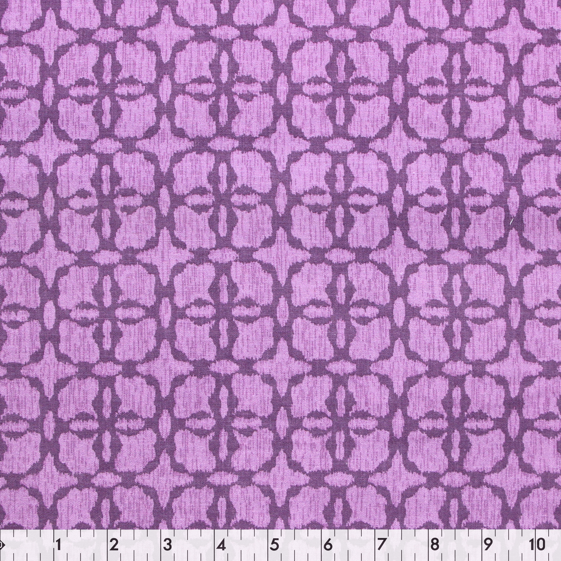 FABRIC CREATIONS Fat Quarter 45 × 53 cm (18 × 21 in) Purple with Pink Tie Dye Floral