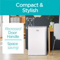 thumbnail image 3 of BLACK+DECKER BCRK32W Réfrigérateur Compact Energy Star Porte Simple Mini Frigo avec Congélateur, 3.2 Pieds Cubes, Blanc, 3 of 7