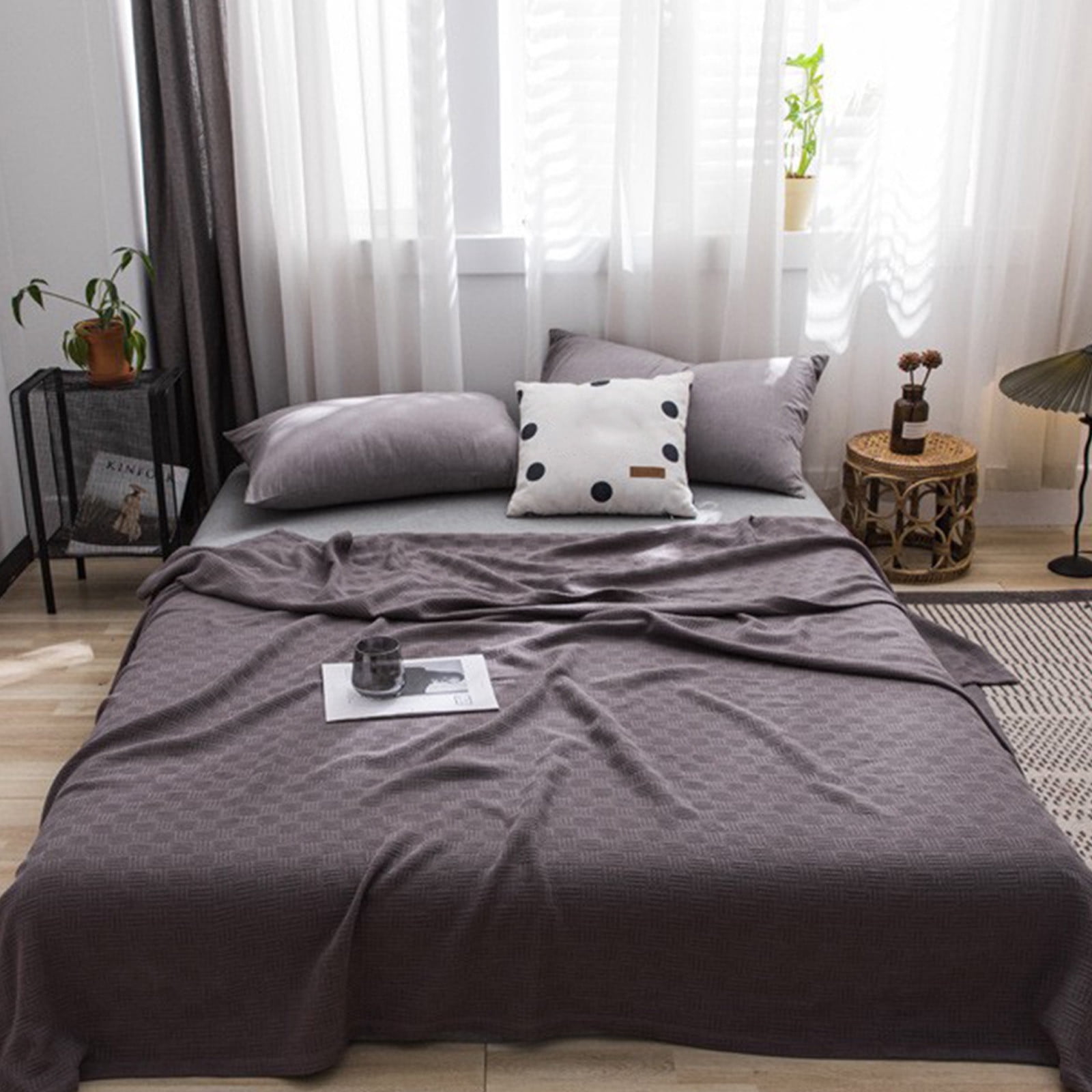 Zonao Cooling Comforter for Hot Sleepers,Lightweight Cooling Blanket,Double Side Cooling Effect,All-Season 78.74x59.06in