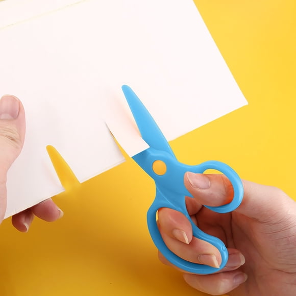 Ciseaux pour Enfants pour Jeunes Enfants Coupeur PP Ciseaux à Papier Ciseaux Préscolaires Ciseaux à Main Bricolage pour Enfants Lot de 1 Bricolages DIY pour Enfants de 8 à 12 Ans Bricolages DIY pour Filles Bricolages DIY pour Adultes