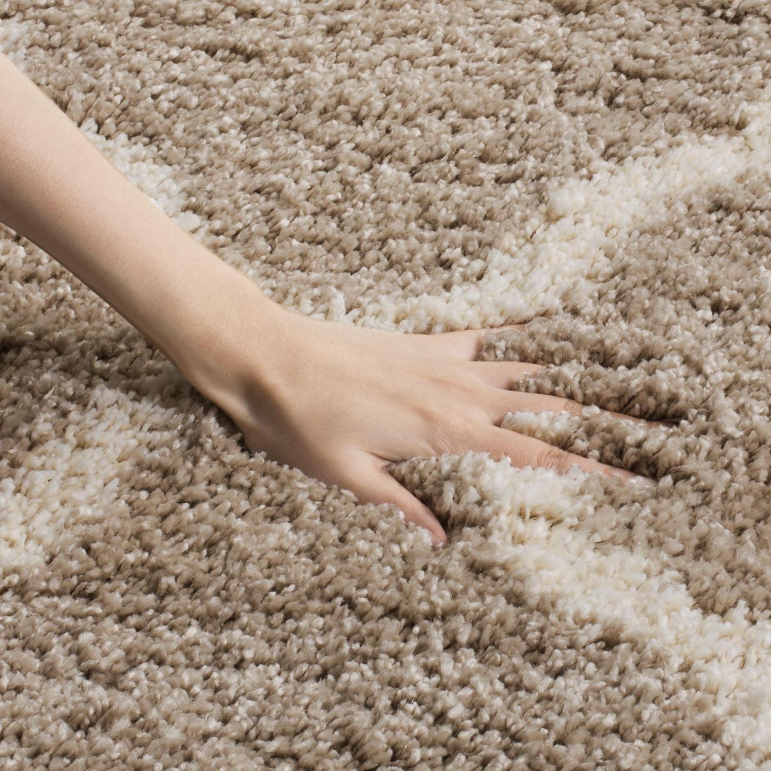 Safavieh Hudson Aline Tapis Géométrique Shag