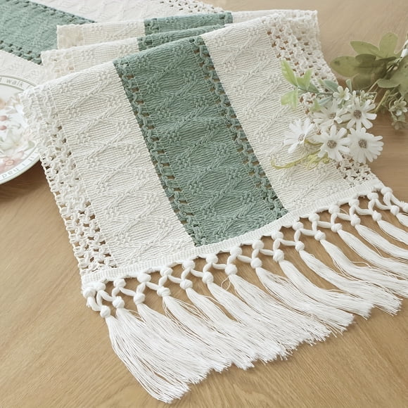 Chemin de Table Boho Style Ferme Macramé Bicolore en Coton Tissé Crochet Dentelle avec Pompons - Couleur Beige/bicolore, 72"x12 Pouces Mariage Rustique, Douche Nuptiale et Déco de Table d'Été, Aucun Assemblage Requis
