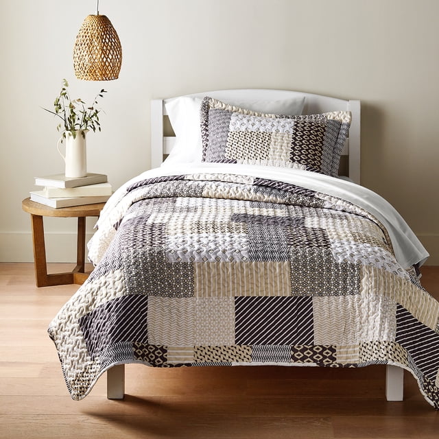 Mainstays All in One Lightweight Quilt Set and Sheet Set - 5 Piece,Twin/XL, Grey Patchwork