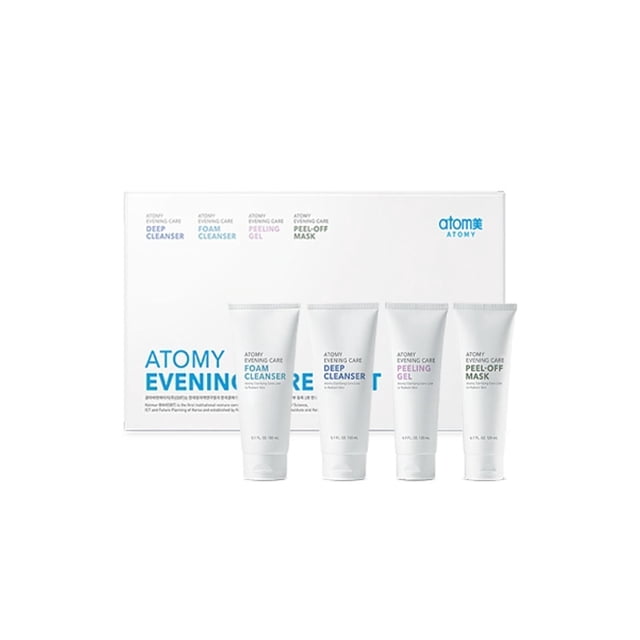 Atomy Ensemble de Soins du Soir Comprenant Quatre Produits de Soins de la Peau : Nettoyant en Profondeur (5,1 fl oz / 150 ml), Nettoyant Moussant (5,1 fl oz / 150 ml), Gel Pelable (4,1 fl oz / 120 ml) et Masque Pelable (4,1 fl oz / 120 ml). l'Ensemble Est Conçu pour un Nettoyage en Profondeur, le Soin des Pores et le Lissage de la Peau. les Produits Sont Présentés en tubes Blancs avec une Boîte de Marque en Arrière-Plan.
