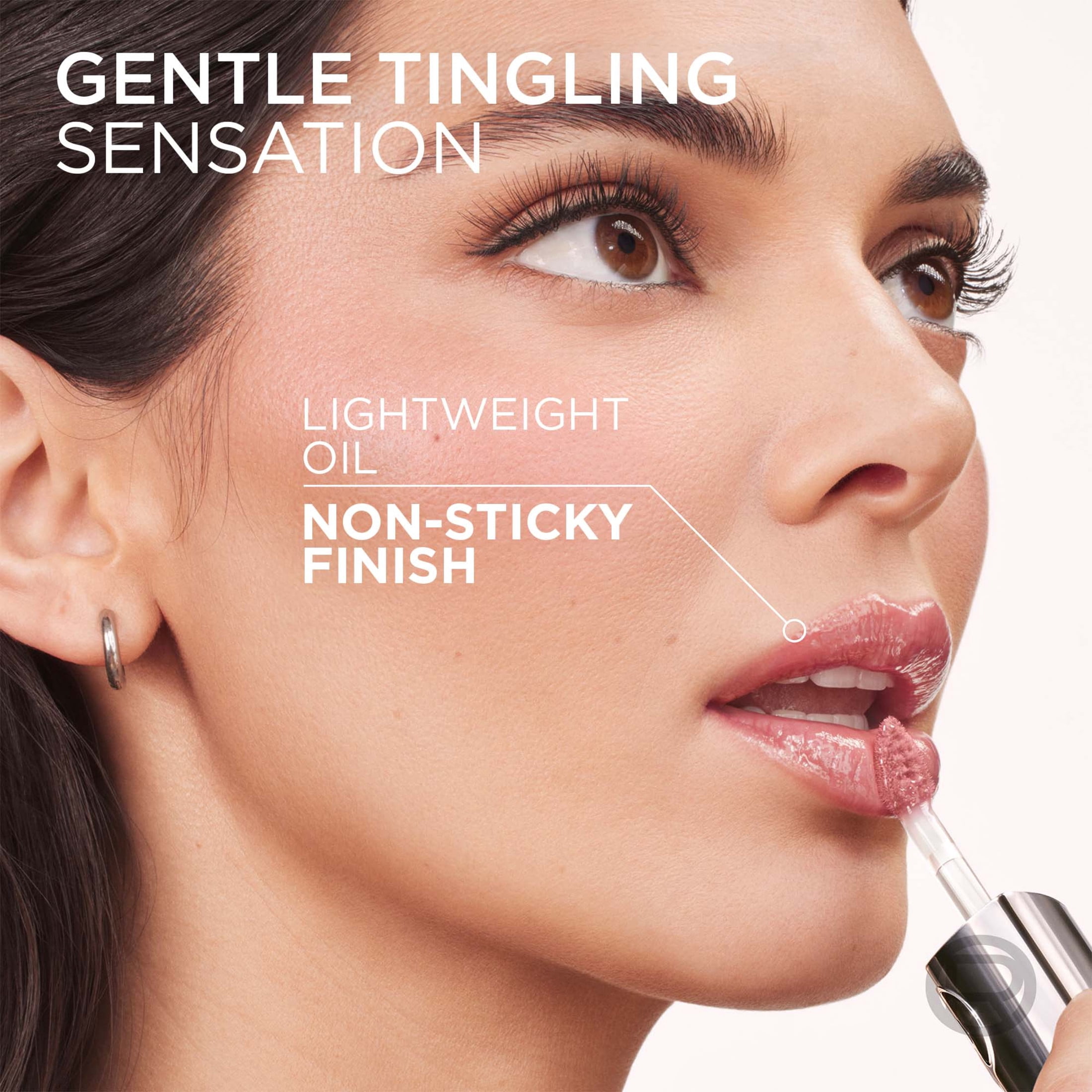 L’Oréal Paris Huile à Lèvres Teintée Plump Ambition, Brillant à lèvres repulpant, Léger picotement, Non collant, Hydratant, infusé d'acide hyaluronique, LATTE GLACÉ, 5 ml