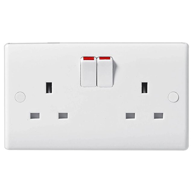 BG - 13A 2 Gang Single Pole Switched Socket, White