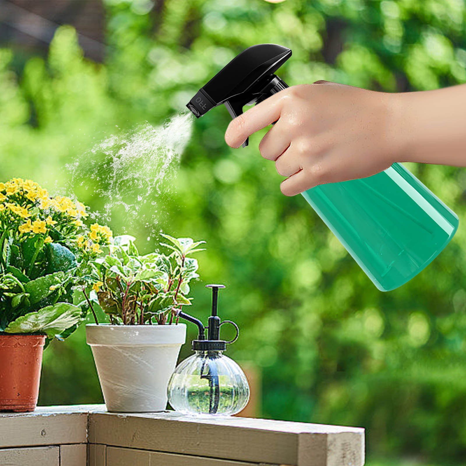 EGNMCR Household Watering Can Sprinkler Pneumatic Watering And Flower Watering Spray Bottle Water Spray Can Mist Water Bottle A watering can