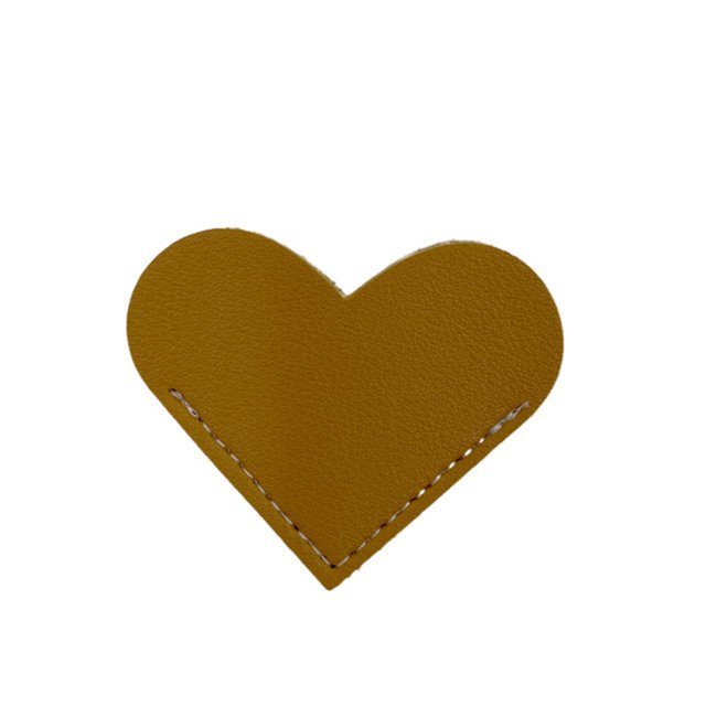CAROOTU PU Leather Heart Bookmark Creative Book Corner Protective Cover Bookworm Present for Book Lover New