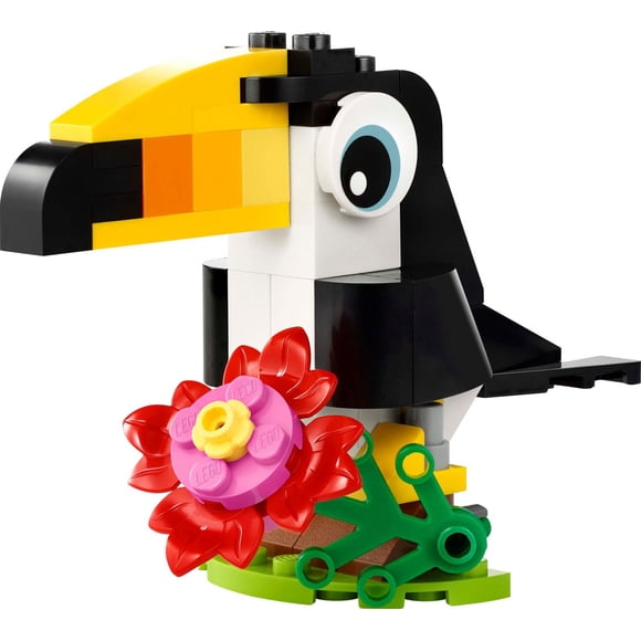 LEGO Creator 3 in 1 Tropical Toucan - Transforms from Toucan to Fish to Penguin - Travel Toy for Kids - 30688