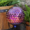 thumbnail image 4 of Sunnydaze Globe de Jardin en Verre Texture Festonnée Intérieur/extérieur - Diamètre 10 Pouces - Rouge, 4 of 6