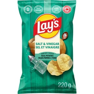 Lay's Salt & Vinegar flavoured Potato Chips