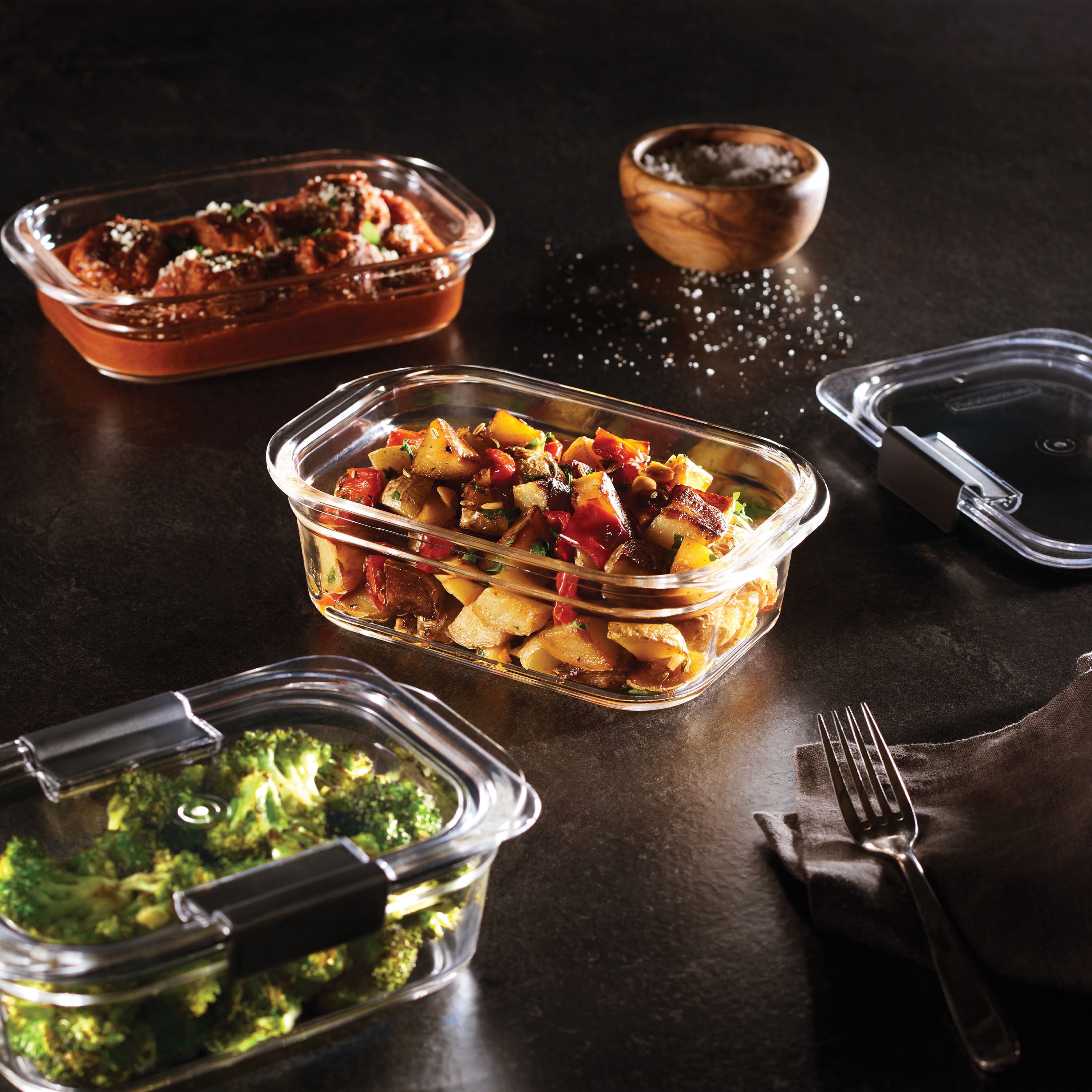 Rubbermaid Brilliance Glass Food Storage Container, 1.8 L (8 Cup), 1 Pack