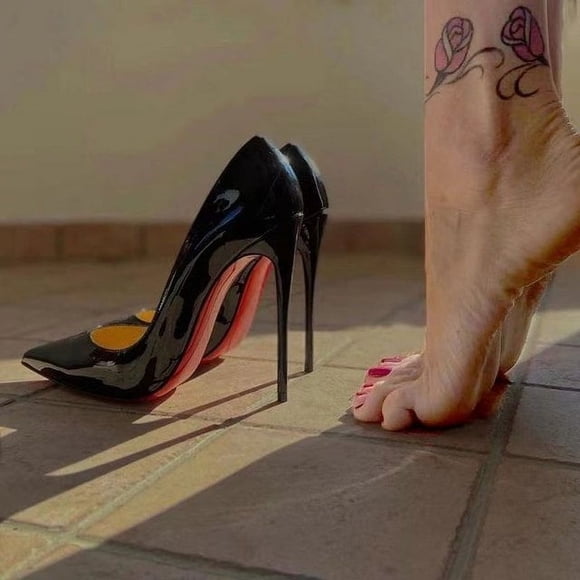 2024 Escarpins pour Femmes Talons Hauts Chaussures de Travestissement Fétiche Décolletées Bride à la Cheville Bout Pointu Grande Taille Zapatos de Mujer