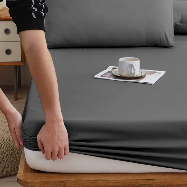 Qiopertar Fitted Sheet, Non-Slip Double Bed Fitted Sheet with All-Inclusive Elastic Pocket, Soft Fiber Bed Cover for Mattress Protection
