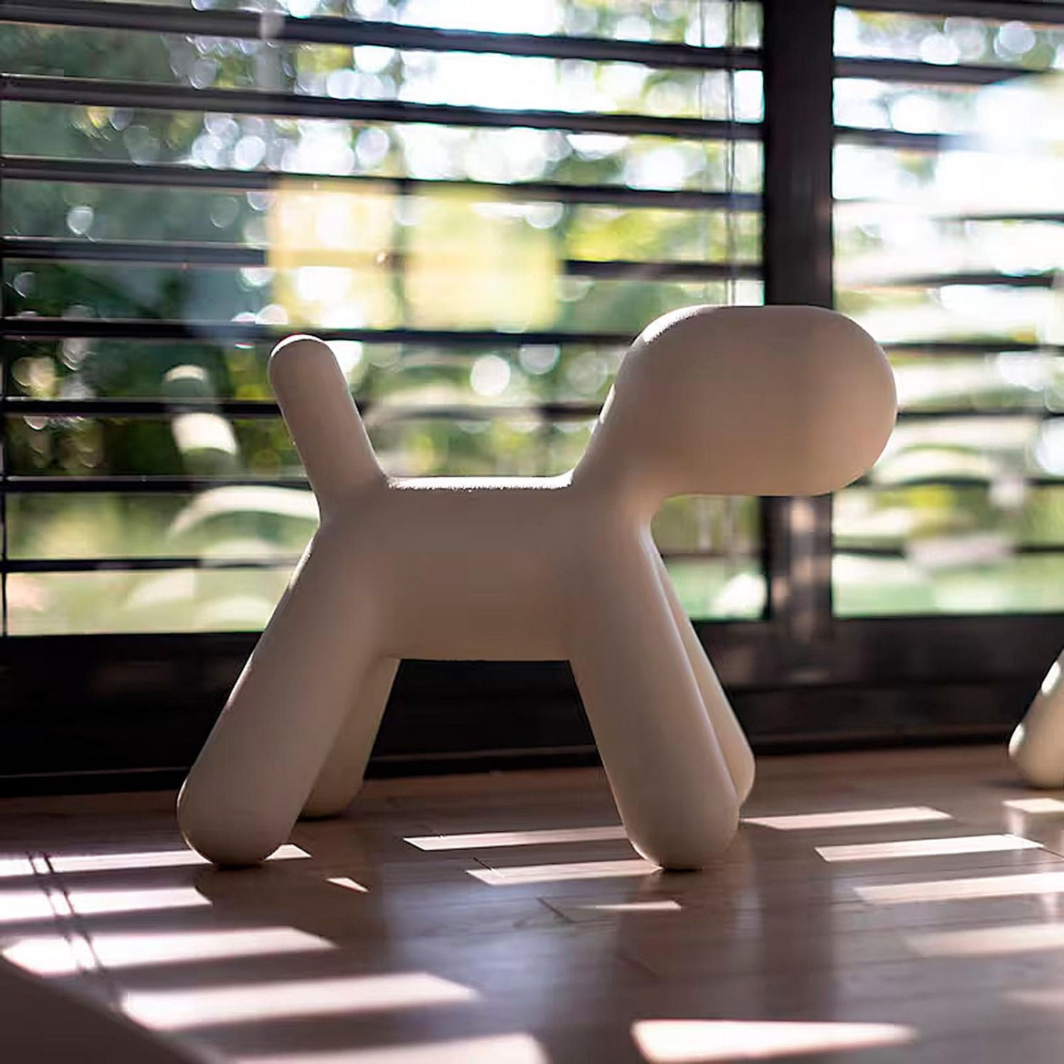 Chaise pour enfants Heavenly Collection Dog de couleur blanche