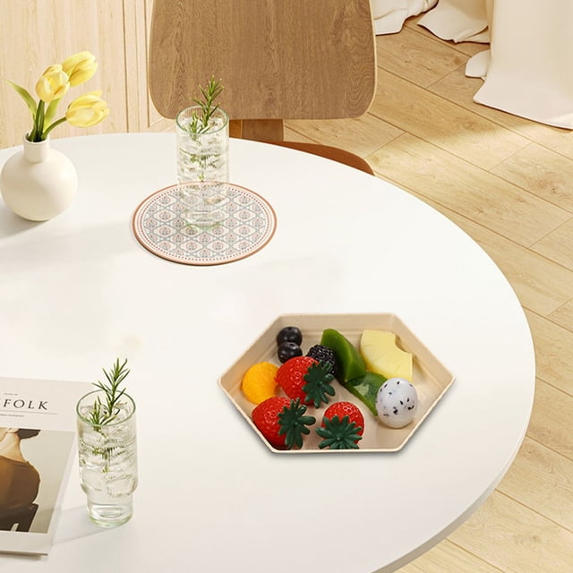 Plastic Plates Reusable,Plastic Dinner Plates,Hexagonal Plates Impregnable Dinner Plates Dishwasher Microwave Safe Plastic Plates Reusable Lightweight Plates for Kitchen or Camping 6.69X6.69 Inches