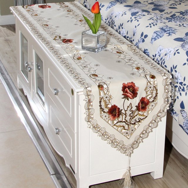 Chemin de Table au Design Simple en Forme de Drapeau; Napperon de Table; Nappe de Bureau en Polyester Brodé pour Café et Thé, Décor de Napperon