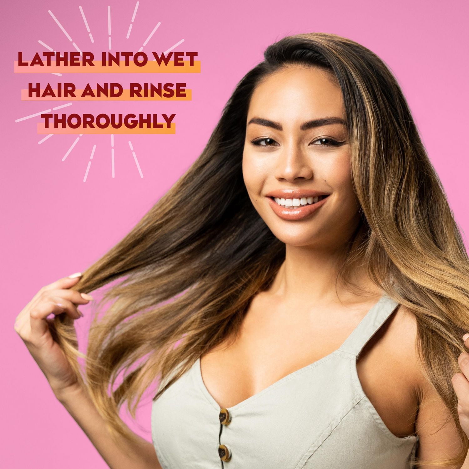 OGX Shampooing à l'Huile Lissante à la Kératine Anti-Frisottis pour Cheveux Frisottés, Grand Format
