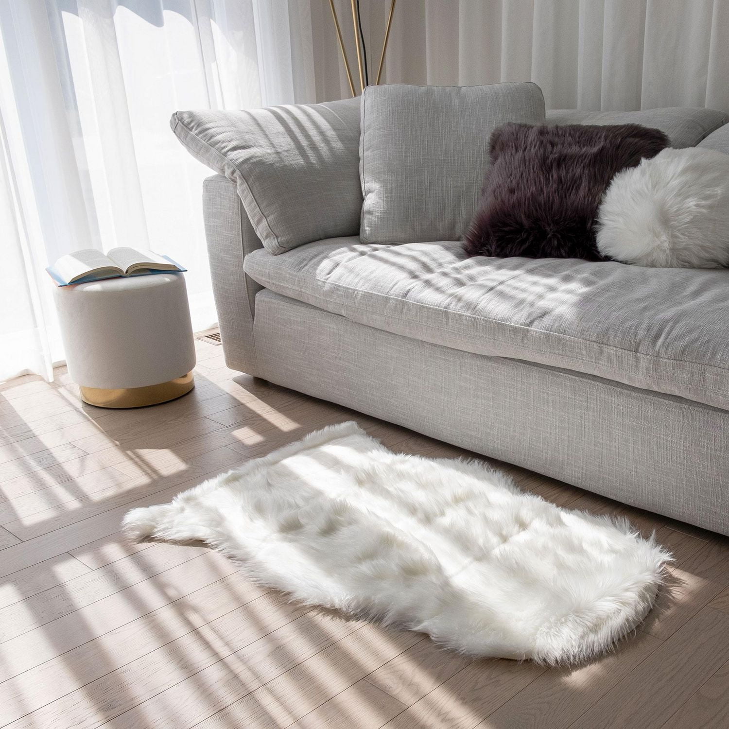 Gouchee Home Carpette Edinburgh en Similifourrure 2pi 5po x 3 pi 5 po