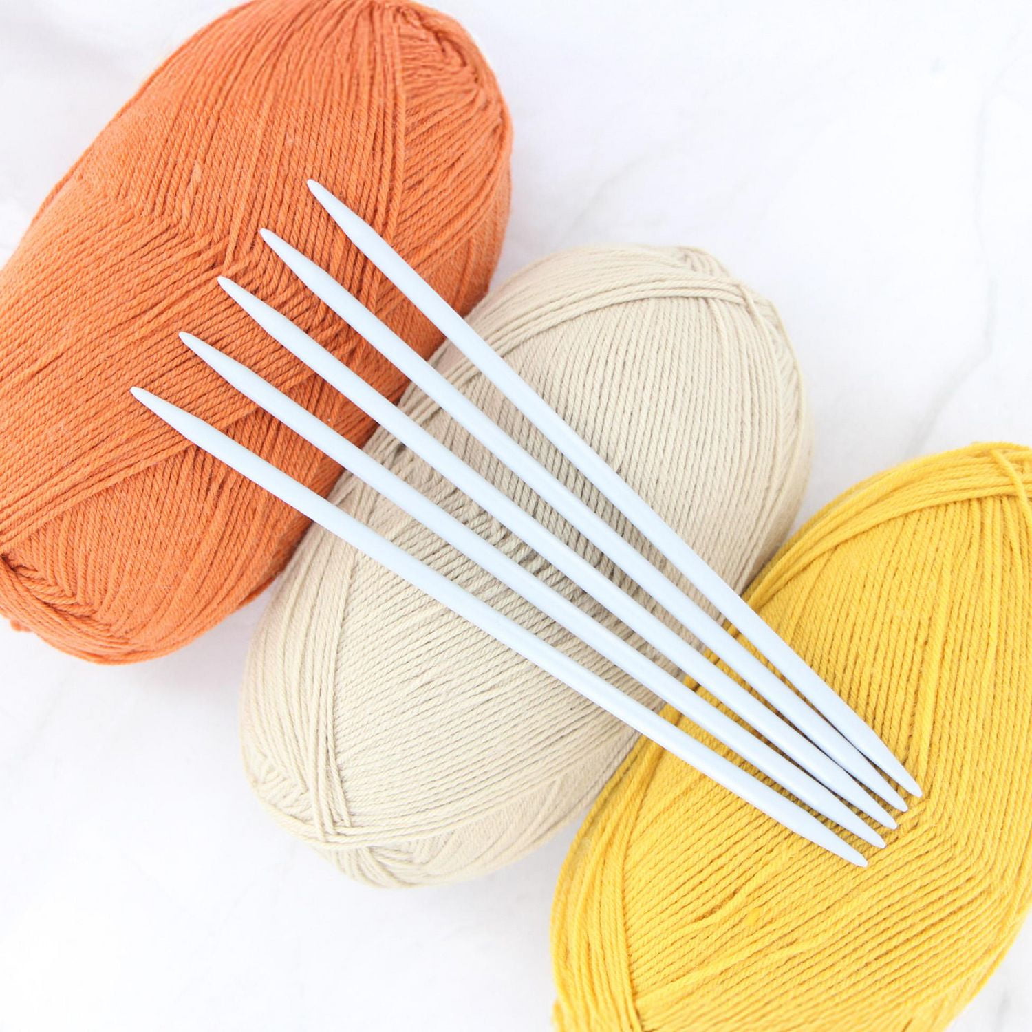 LOVE KNITTING 20 cm (8 in) Double Point Knitting Needles - 5 pieces, 20 cm (7.9 in), 5.5 mm (0.22 in)