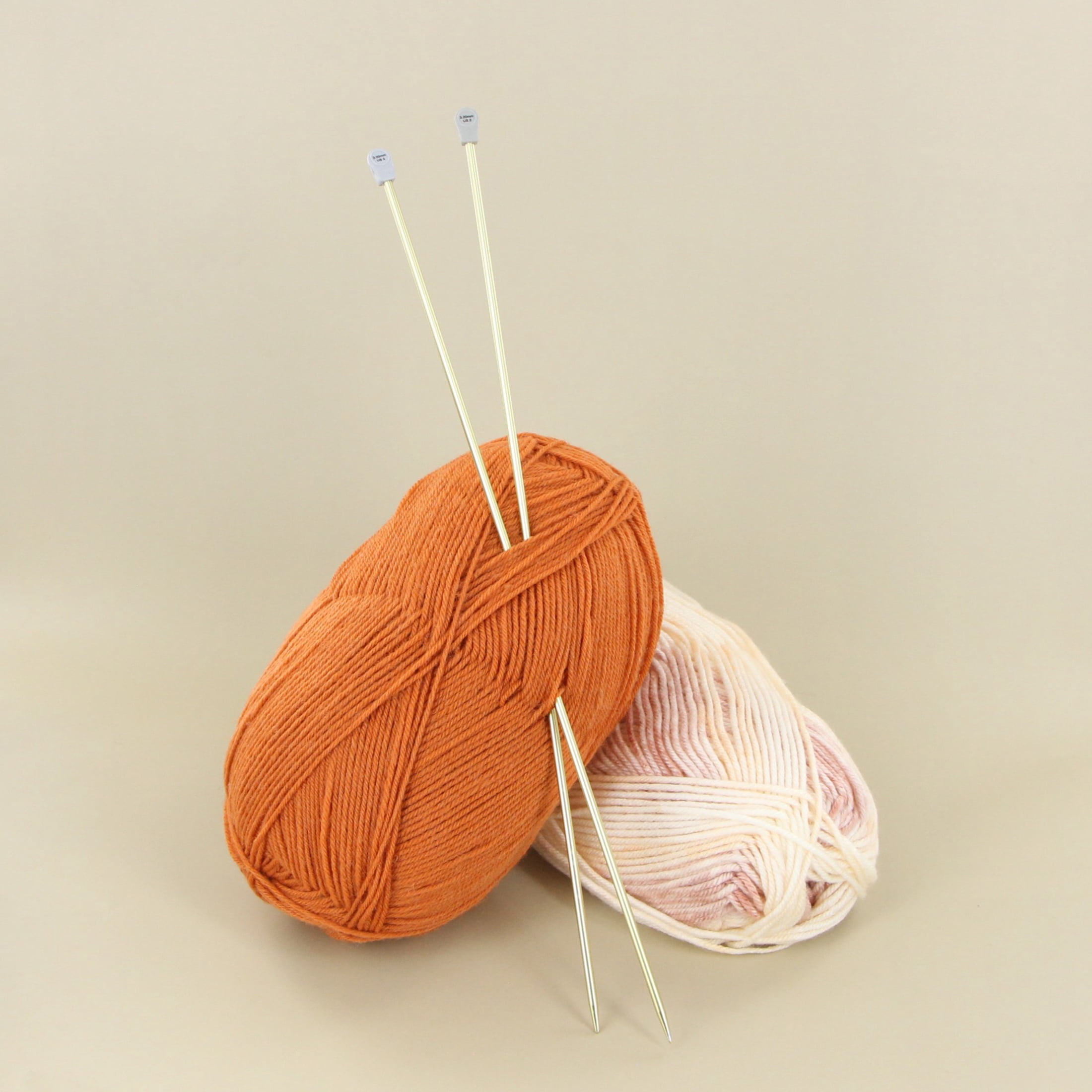 LOVE KNITTING Aluminium Single-Point Knitting Needles, 30 cm (11.8 in.), 3 mm (0.12 in.)