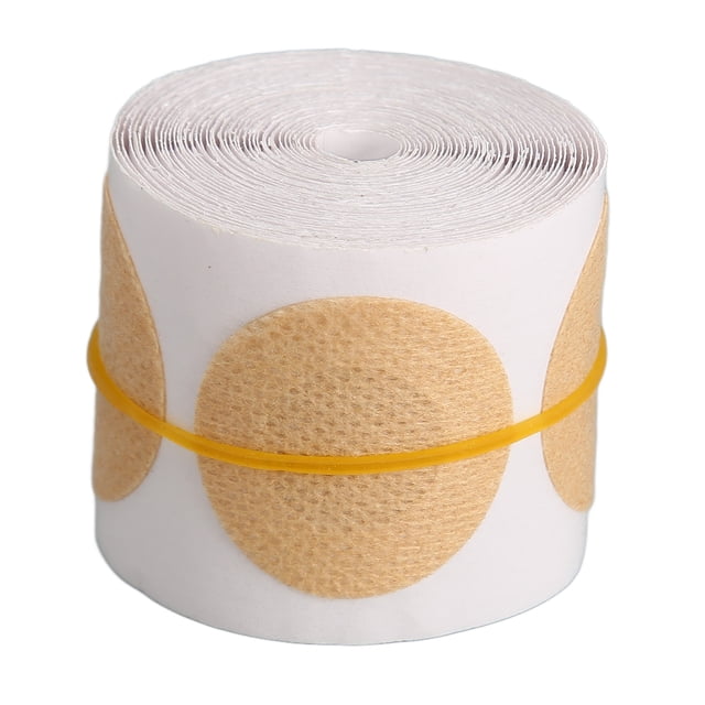 Housse de Mamelon pour Hommes, Résistante à la Sueur et Anti-Frottement, 50 Paires de Housses Adhésives pour Mamelon pour le Cyclisme. un Rouleau de Housses de Mamelon en Tissu Non Tissé de Couleur Peau avec un design Auto-Adhésif, Comprenant des Patchs Circulaires Disposés en Rouleau. Conçue pour Prévenir les Frottements du Mamelon avec un Trou central pour Peau Sensible et des Propriétés Anti-Transpiration pour une Fixation Sécurisée pendant les Activités, Y Compris l'Utilisation sous l'Eau.