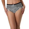 thumbnail image 1 of Culotte avec maintien moyen faite de dentelle Chantilly de WonderBra, 1 of 6