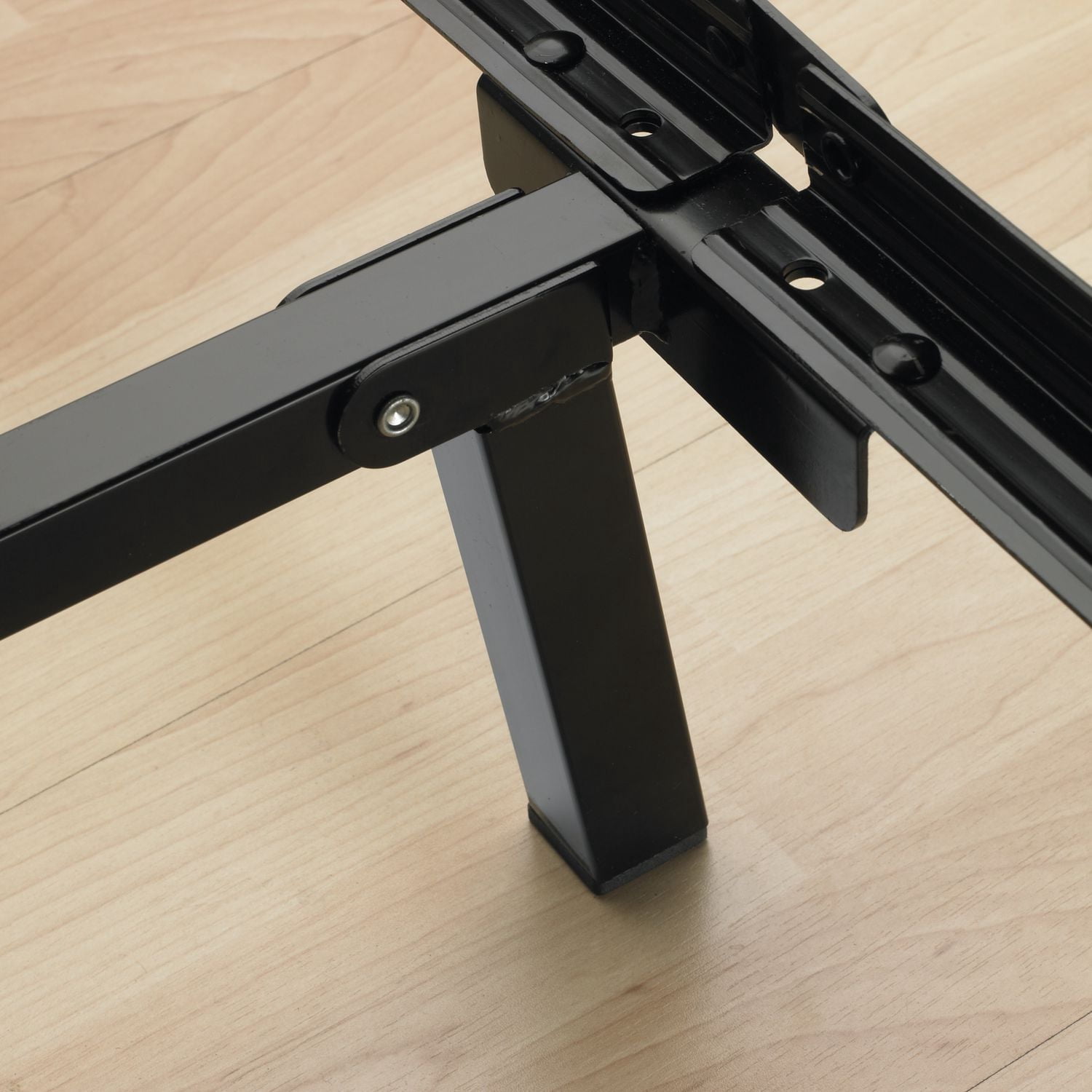 Cadre de lit en métal Zinus Compack, simple, 7 po, structure robuste en acier, supports de tête de lit inclus